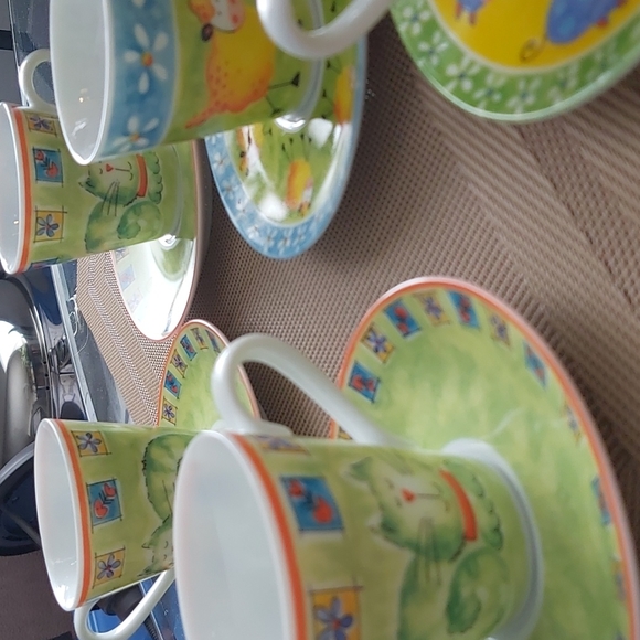 16 piece expresso cups and saucers - Picture 7 of 11